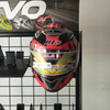 Metal Wire Grid Helmet Display Rack with Signage & Wheels, Mobile Retail Stand for Motorcycle/Sports Helmets